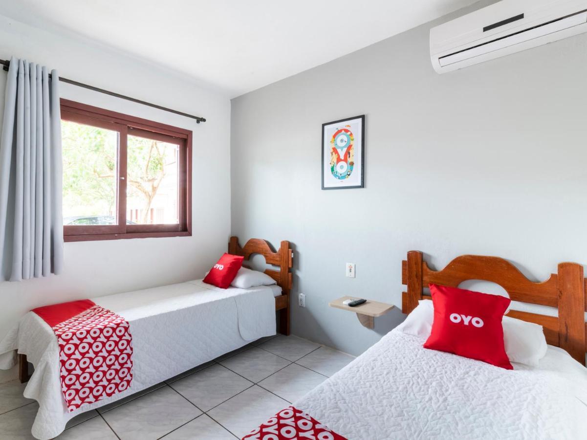 Oyo Portal Torres Hotel Passo de Torres Extérieur photo